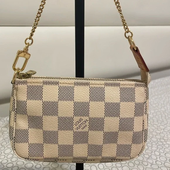 Louis Vuitton Mini Pochette Azur - Picture 12 of 14